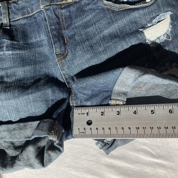 Aeropostale Women Shorts Size 8 Blue Denim Distressed Button 3" Inseam - Picture 7 of 10